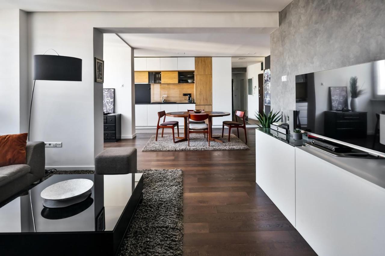 2 Bedroom Penthouse In City Center, Free Parking SJJ Buitenkant foto